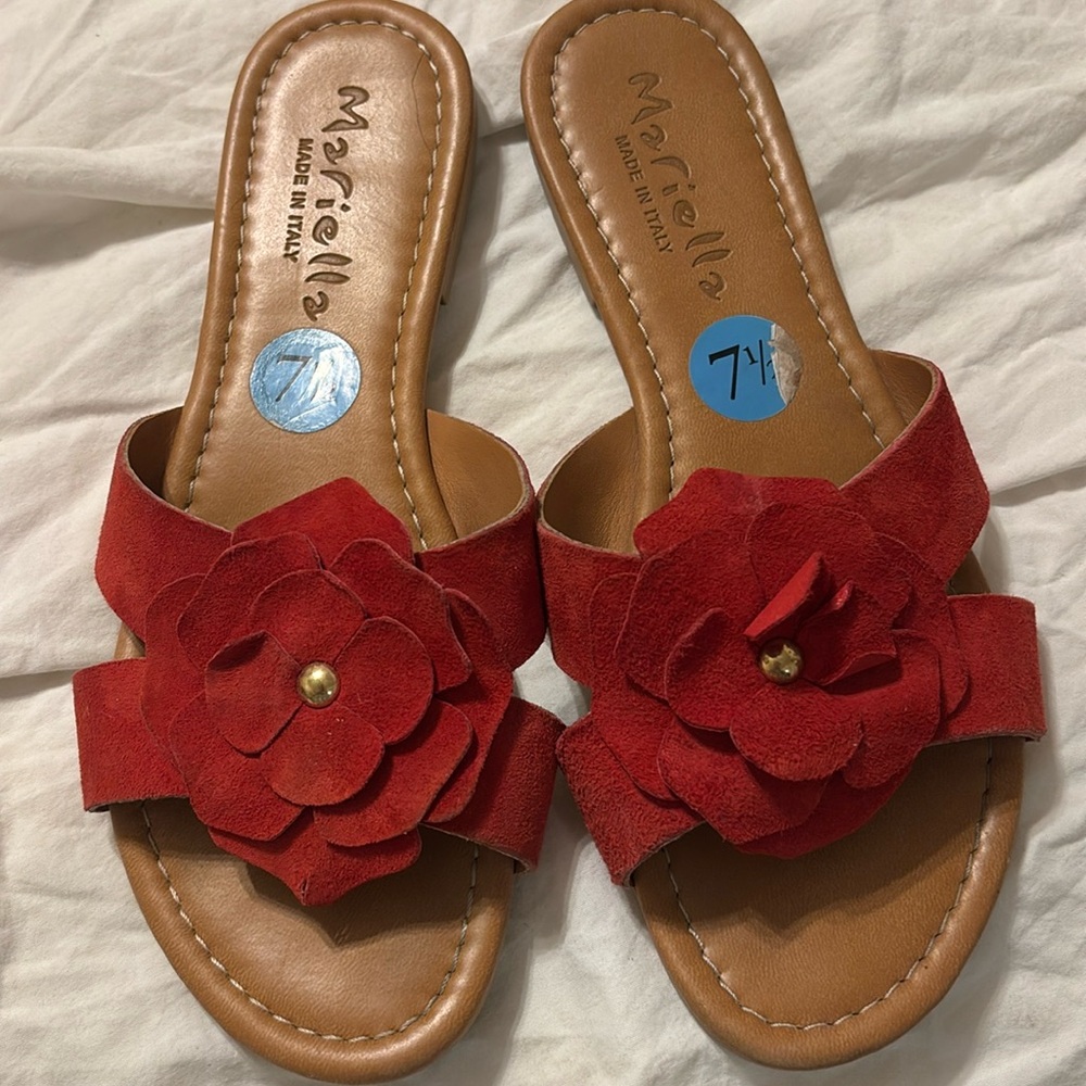 Mariella red floral suede sandals